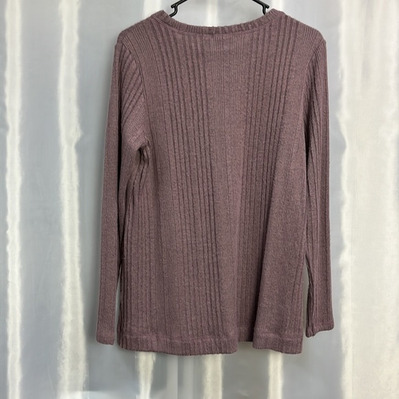 LOGO women’s top with pockets. New - Picture 2 of 4